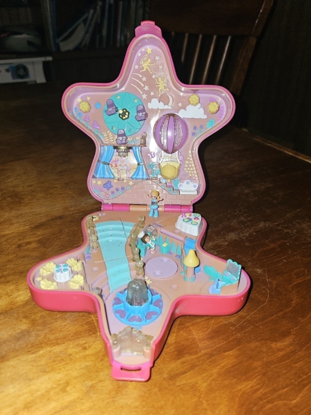 Polly Pocket-Style Star Playset - Pink Mini Foldable Playscene
